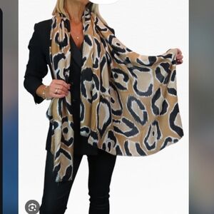 Leopard Print Scarf wery.soft Like Cashmire.High QualityAutum Winter Shawl Scarf